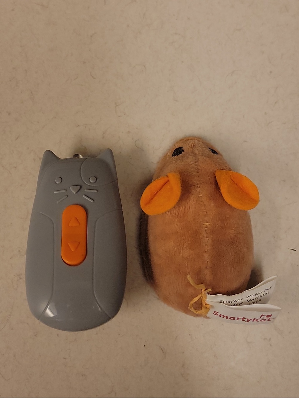 Interactive Electronic Remote Control toy for Cats & Kittens